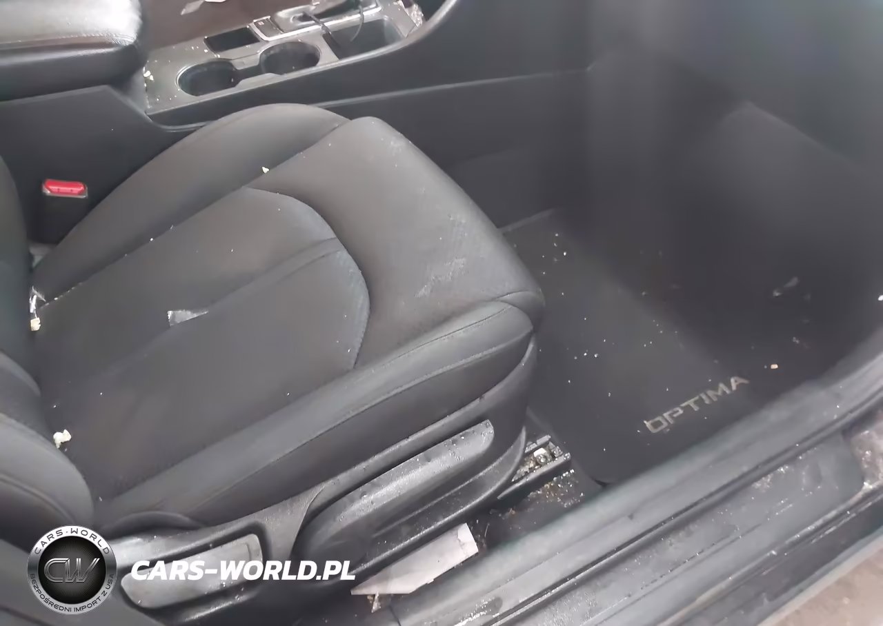 2018 Kia Optima Lx VIN:KNAGT4L37J5234737 - 5