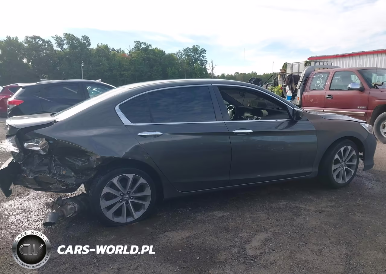 2015 Honda Accord Sport VIN:1HGCR2F51FA037144 - 13