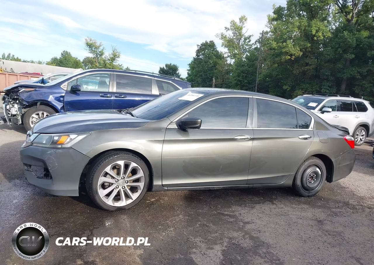 2015 Honda Accord Sport VIN:1HGCR2F51FA037144 - 14