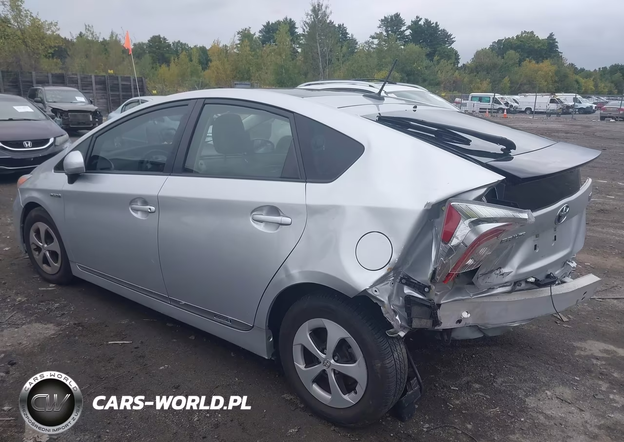 2013 Toyota Prius Four VIN:JTDKN3DUXD5569715 - 18