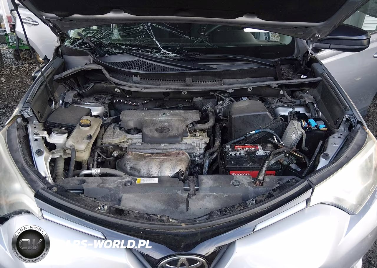 2018 Toyota Rav4 Le VIN:2T3BFREV7JW715743 - 10