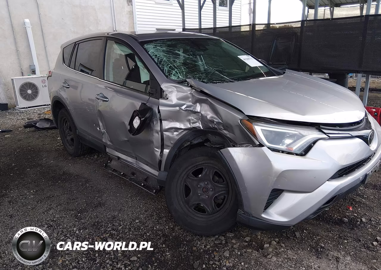 2018 Toyota Rav4 Le VIN:2T3BFREV7JW715743 - 6
