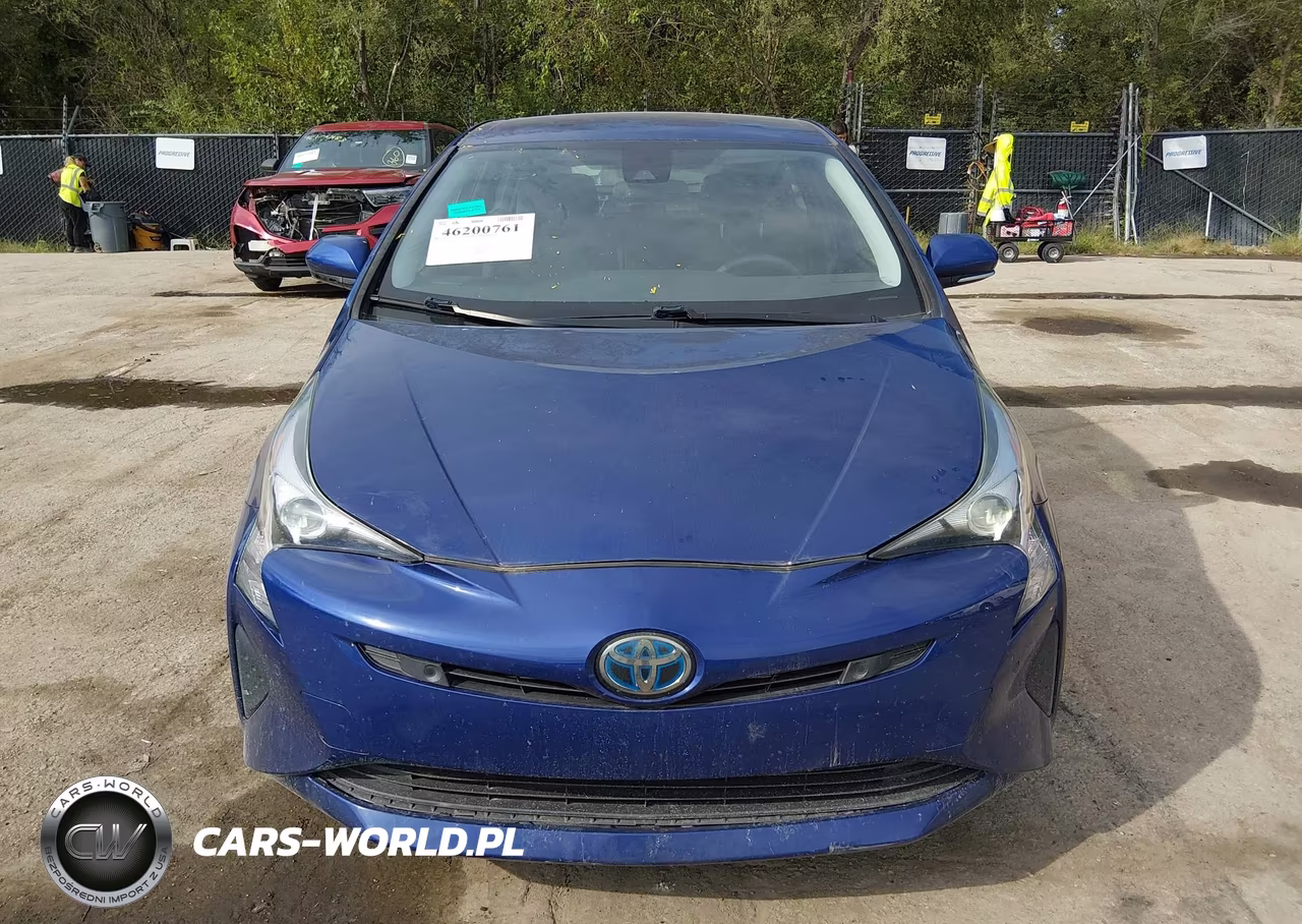 2018 Toyota Prius Two VIN:JTDKBRFU4J3603986 - 12