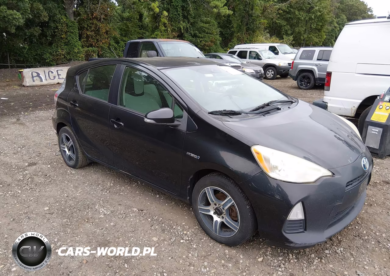 2013 Toyota Prius C One
