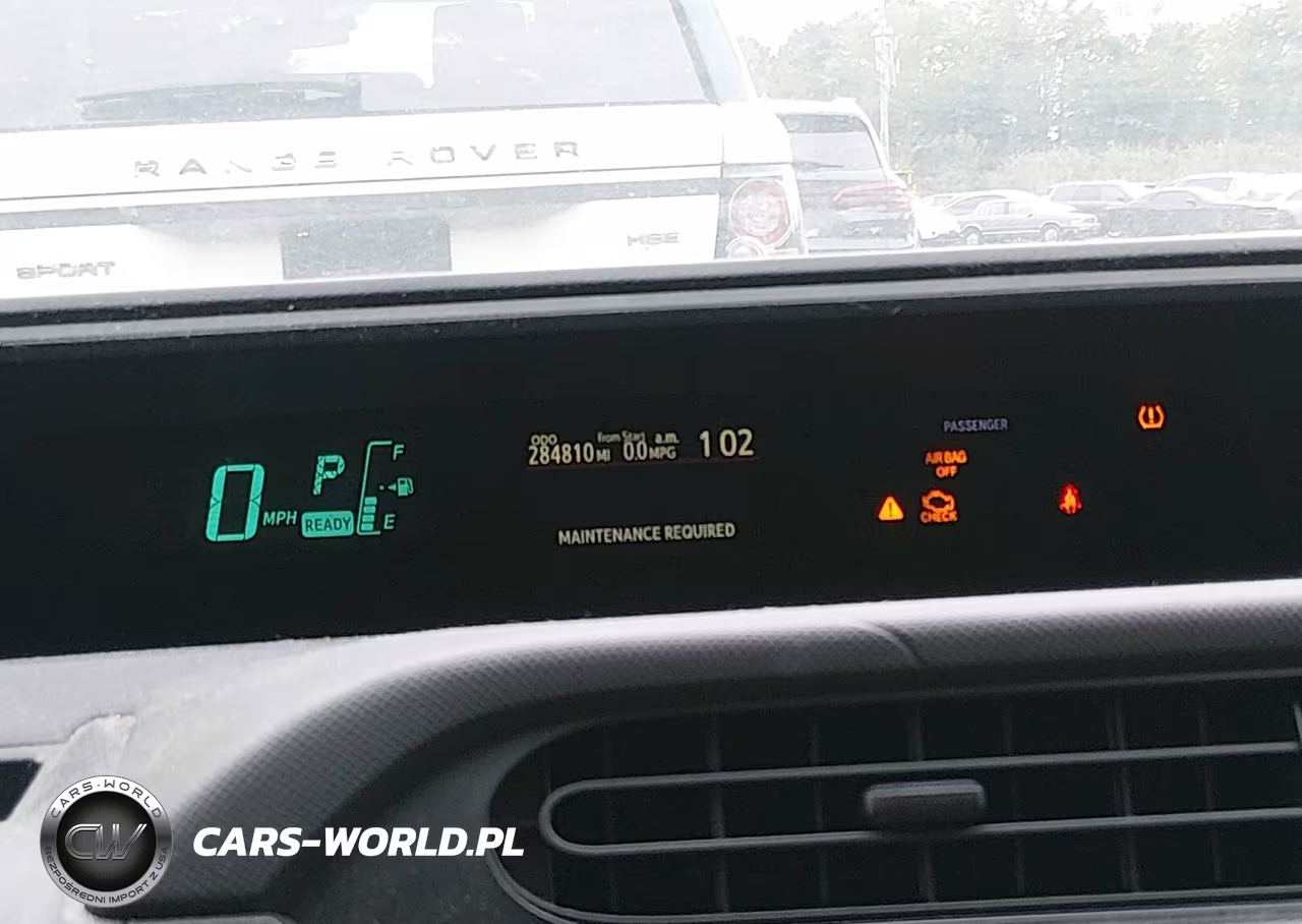 2013 Toyota Prius C One VIN:JTDKDTB3XD1537125 - 7