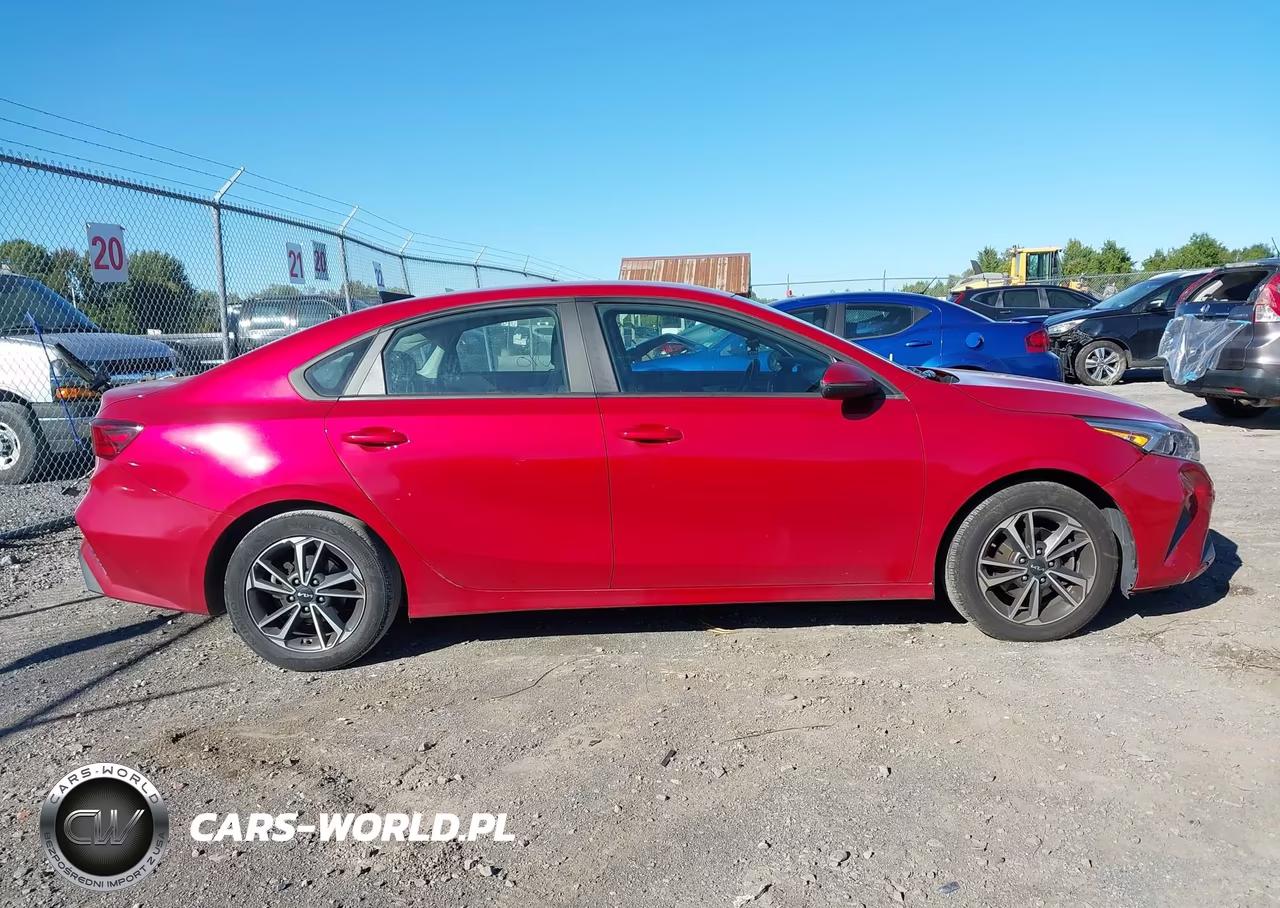 2023 Kia Forte Lxs VIN:3KPF24AD2PE582570 - 13