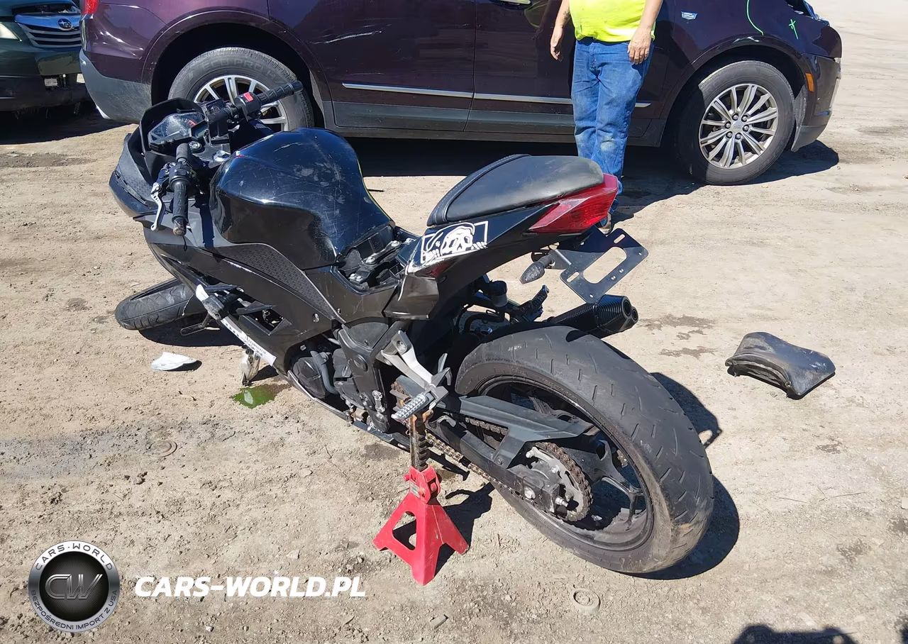 2015 Kawasaki Ex300 A VIN:JKAEX8A13FDA24783 - 3