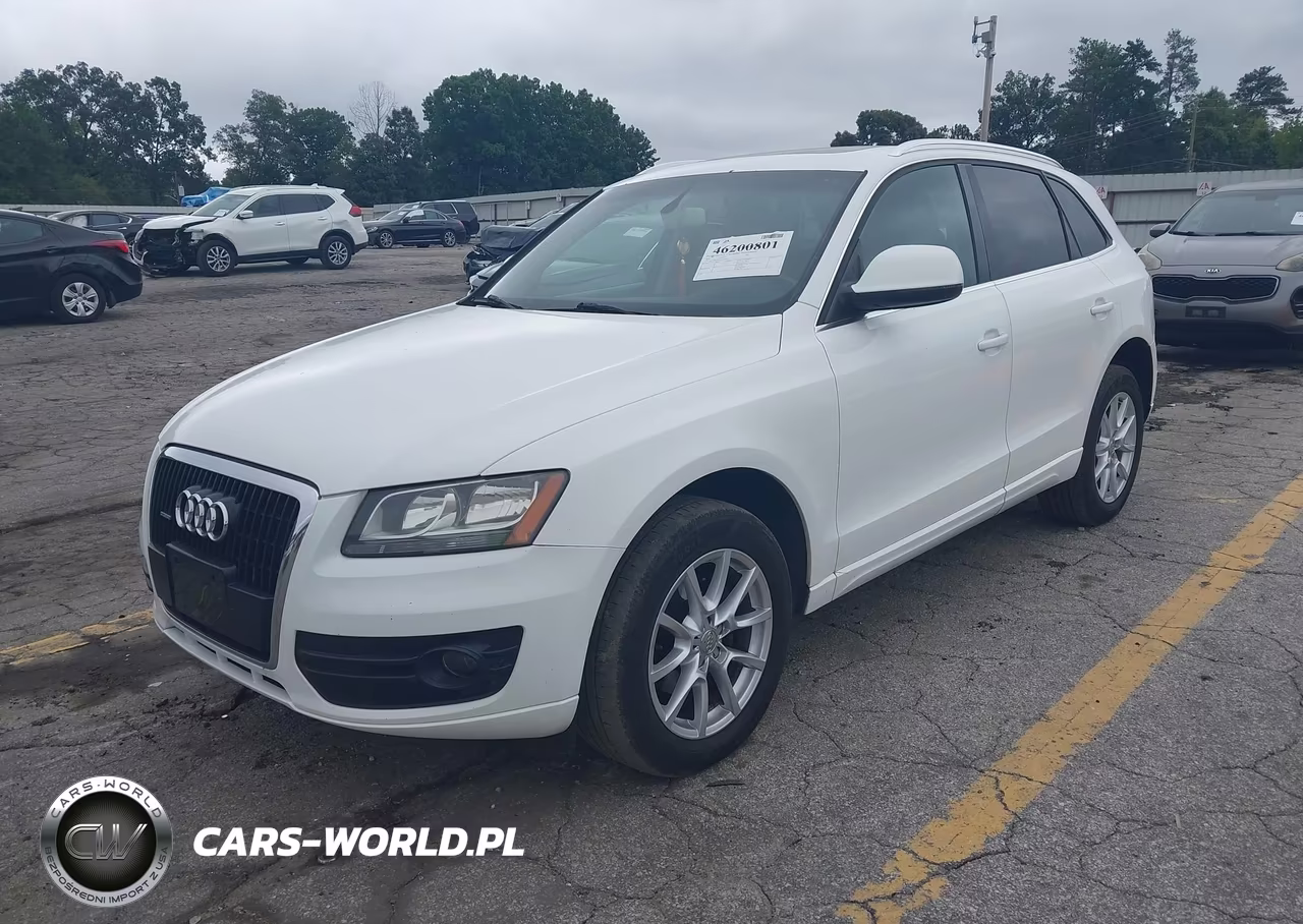2010 Audi Q5 Premium VIN:WA1CKAFP4AA087943 - 2