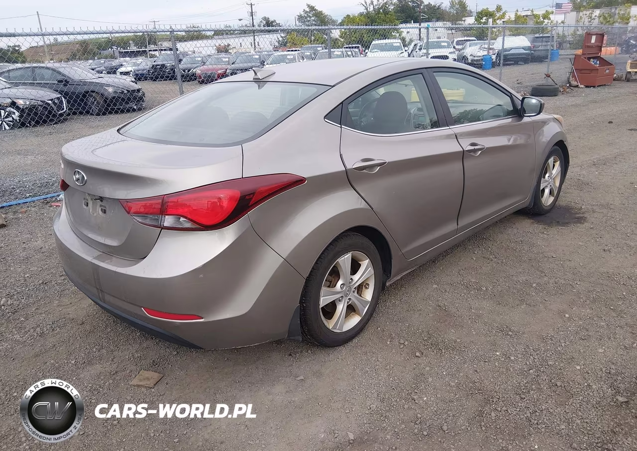 2016 Hyundai Elantra Value Edition VIN:5NPDH4AE3GH730574 - 4