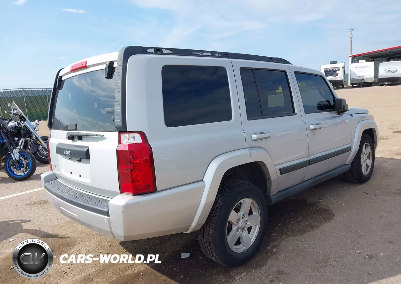 2007 Jeep Commander Sport VIN:1J8HG48K87C537423 - 4