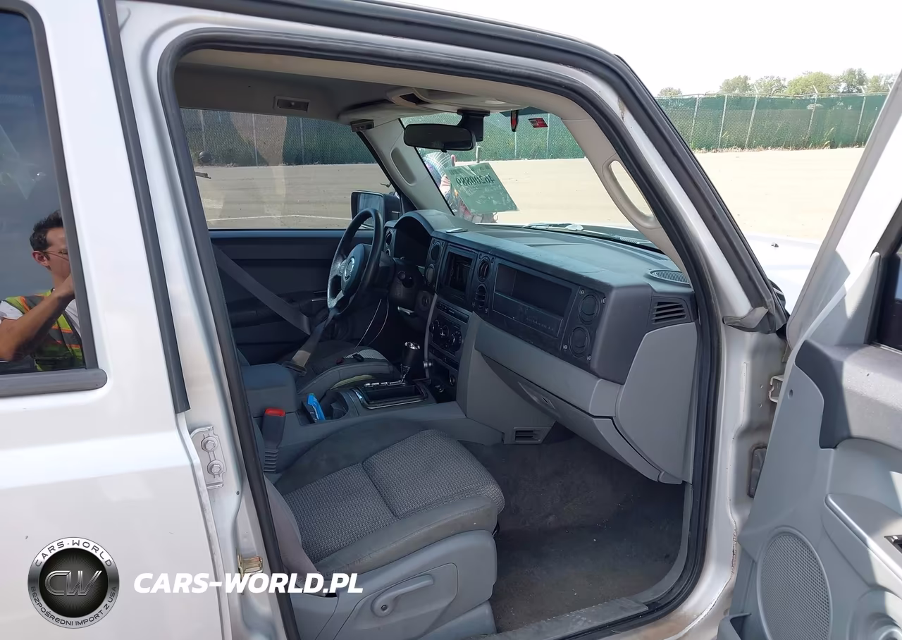 2007 Jeep Commander Sport VIN:1J8HG48K87C537423 - 5