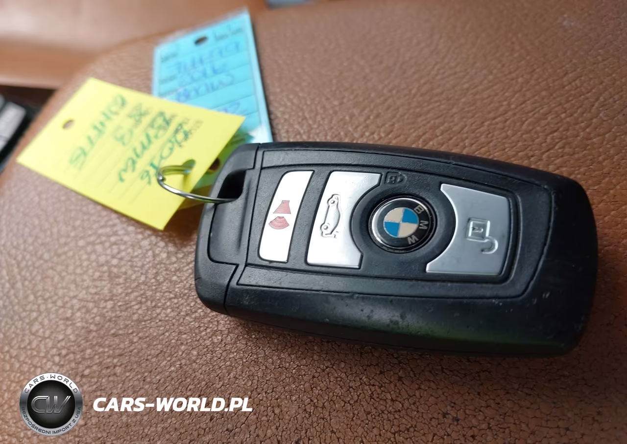 2016 BMW X3 xDrive28I VIN:5UXWX9C57G0D71721 - 11
