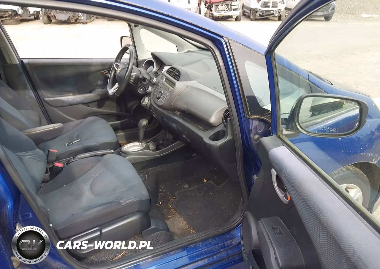 2009 Honda Fit Sport VIN:JHMGE88429C001120 - 5