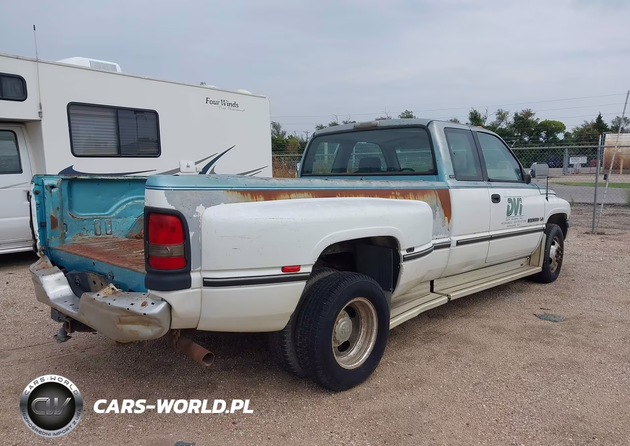 1996 Dodge Ram 3500 VIN:3B7MC33W3TM163723 - 4