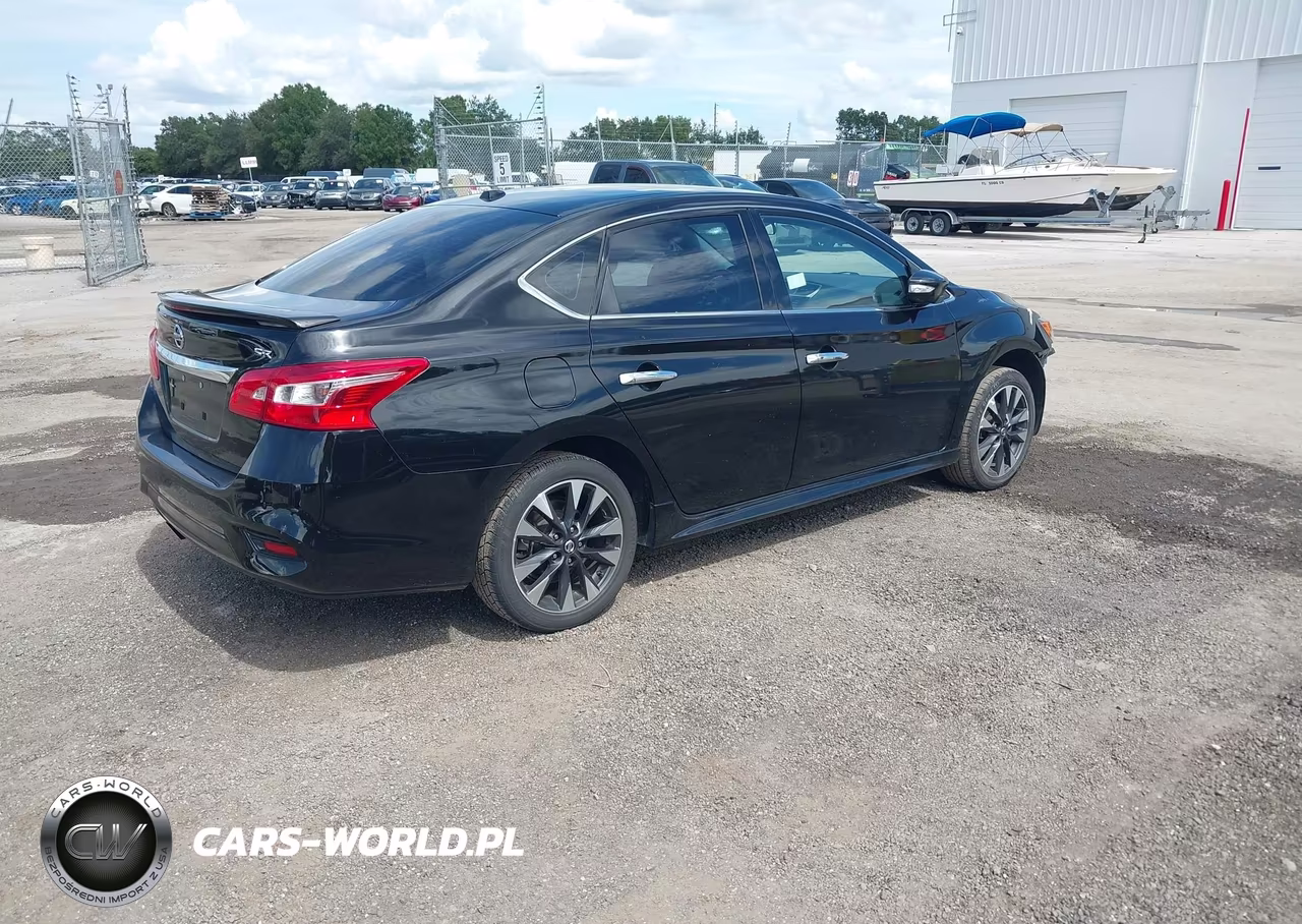 2018 Nissan Sentra Sr VIN:3N1AB7AP7JY317898 - 4