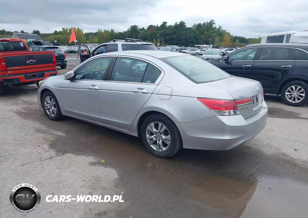 2011 Honda Accord Sdn Lx-P VIN:1HGCP2F4XBA064608 - 3