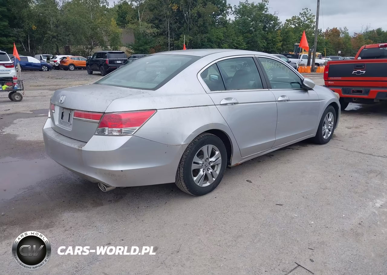 2011 Honda Accord Sdn Lx-P VIN:1HGCP2F4XBA064608 - 4