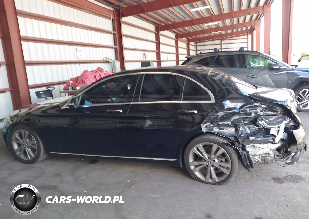 2018 Mercedes-Benz C 300 VIN:55SWF4JB9JU277666 - 14