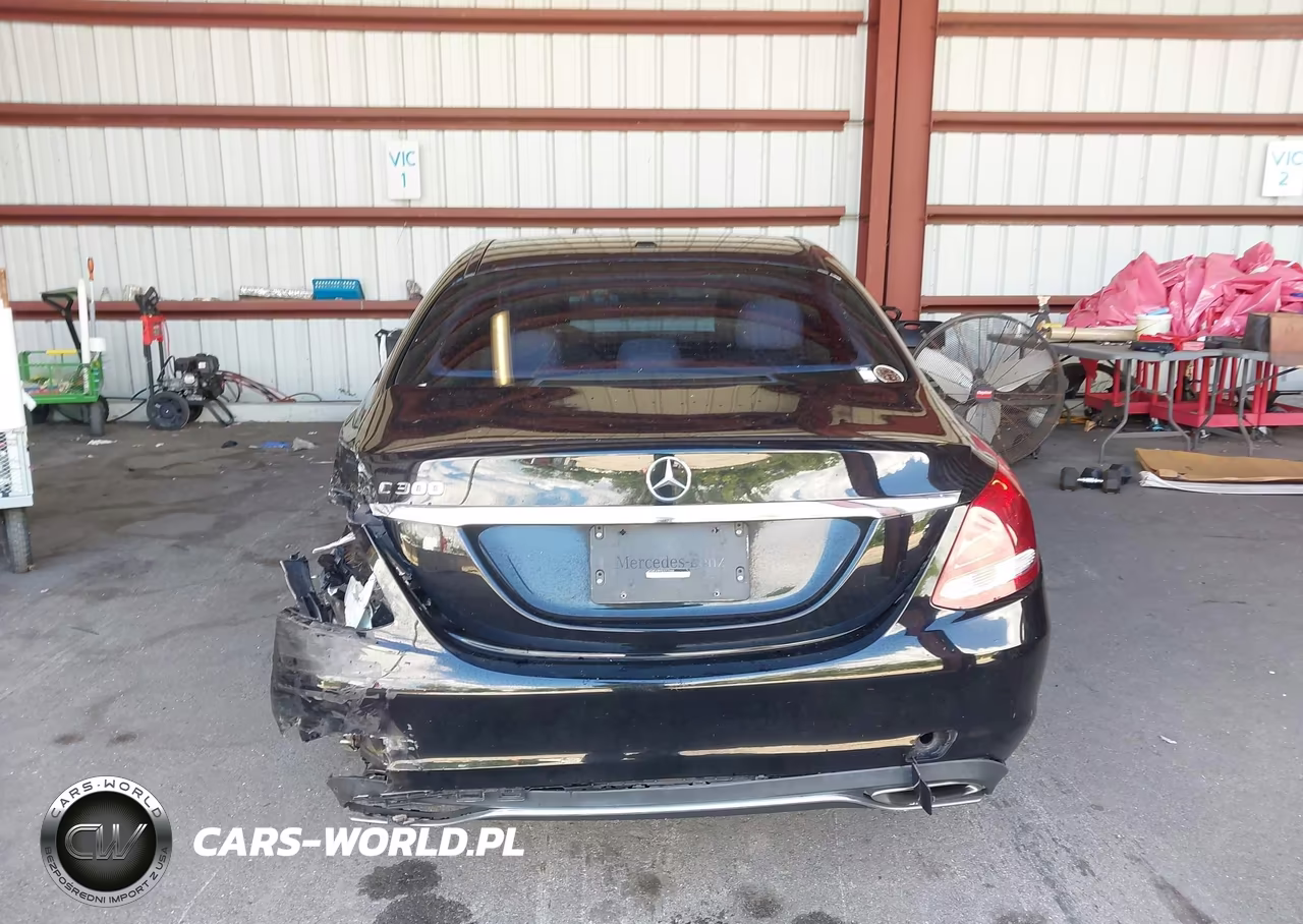 2018 Mercedes-Benz C 300 VIN:55SWF4JB9JU277666 - 16