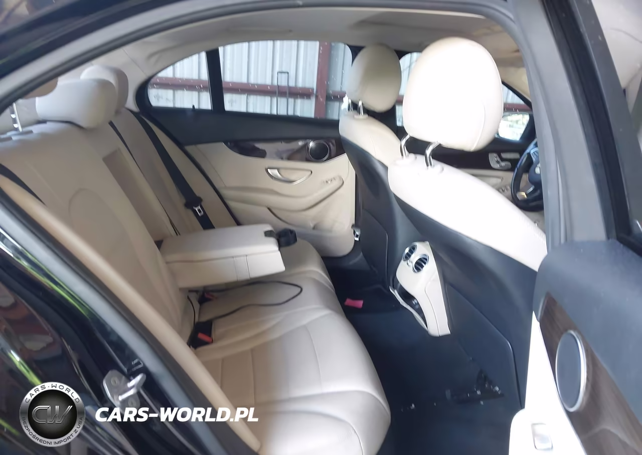 2018 Mercedes-Benz C 300 VIN:55SWF4JB9JU277666 - 8