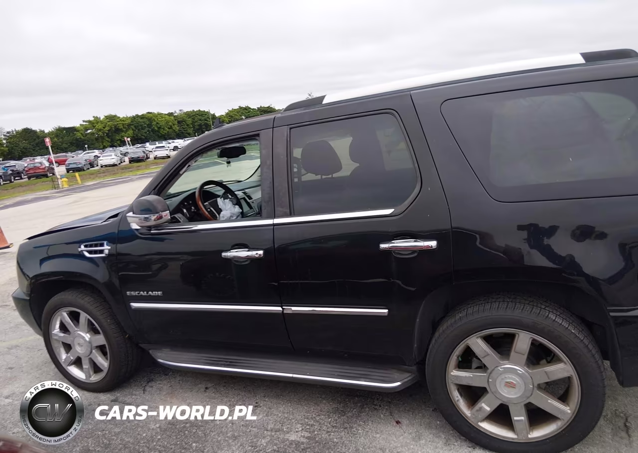 2011 Cadillac Escalade Luxury VIN:1GYS4BEFXBR165584 - 15