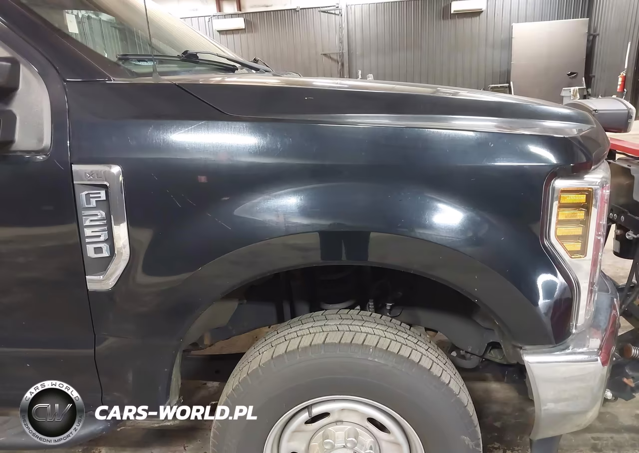 2018 Ford F-250 Xl VIN:1FTBF2B68JEC48702 - 14