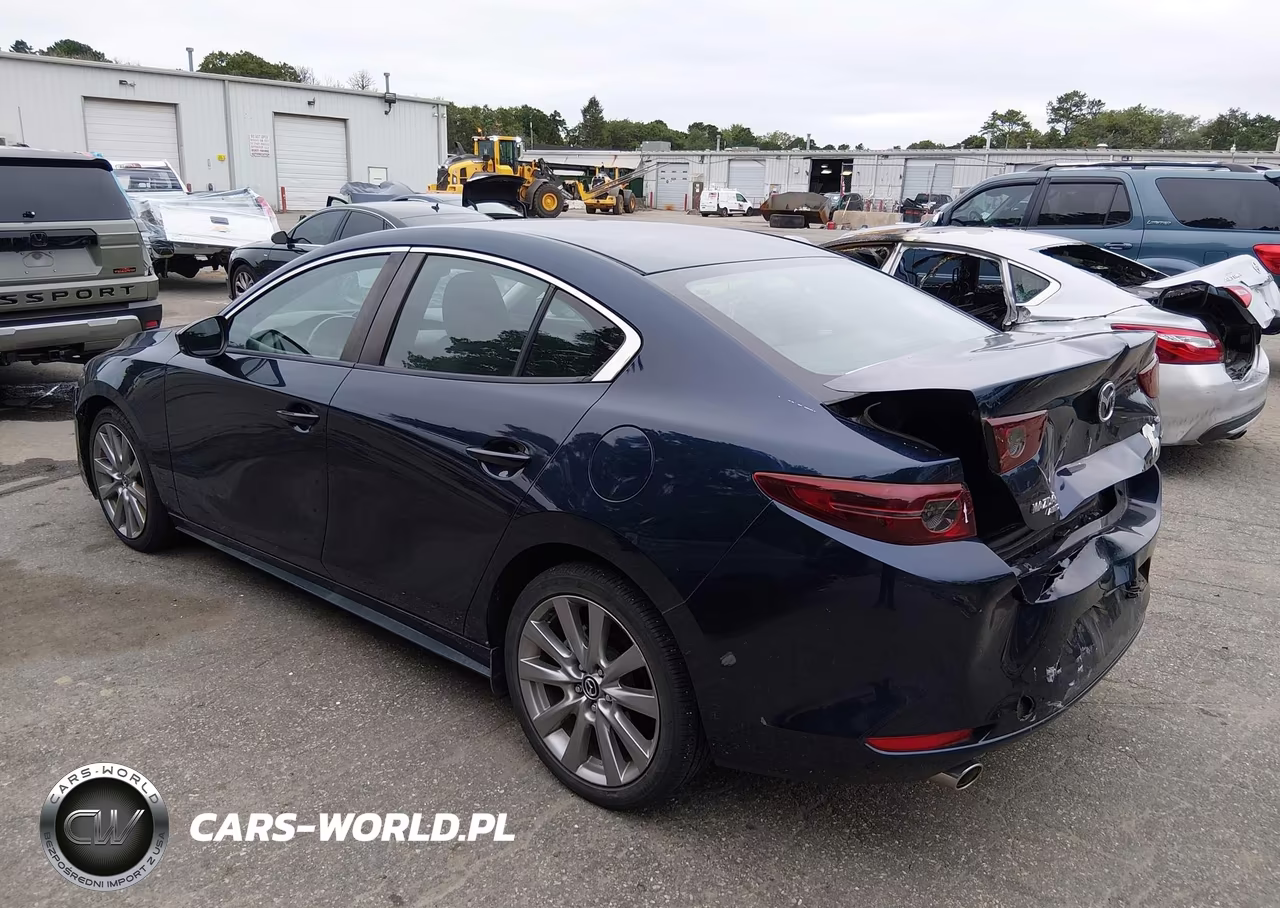 2020 Mazda Mazda3 Select Package VIN:3MZBPBCM1LM134254 - 3