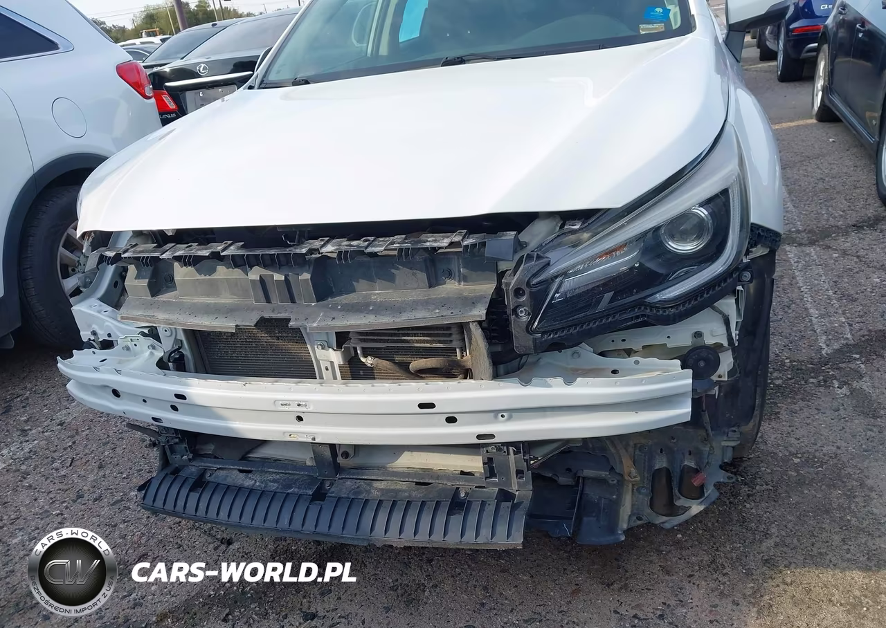 2018 Subaru Outback Touring VIN:4S4BSETC5J3214144 - 18