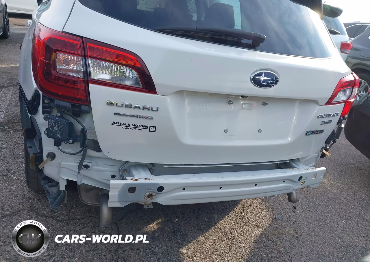 2018 Subaru Outback Touring VIN:4S4BSETC5J3214144 - 6