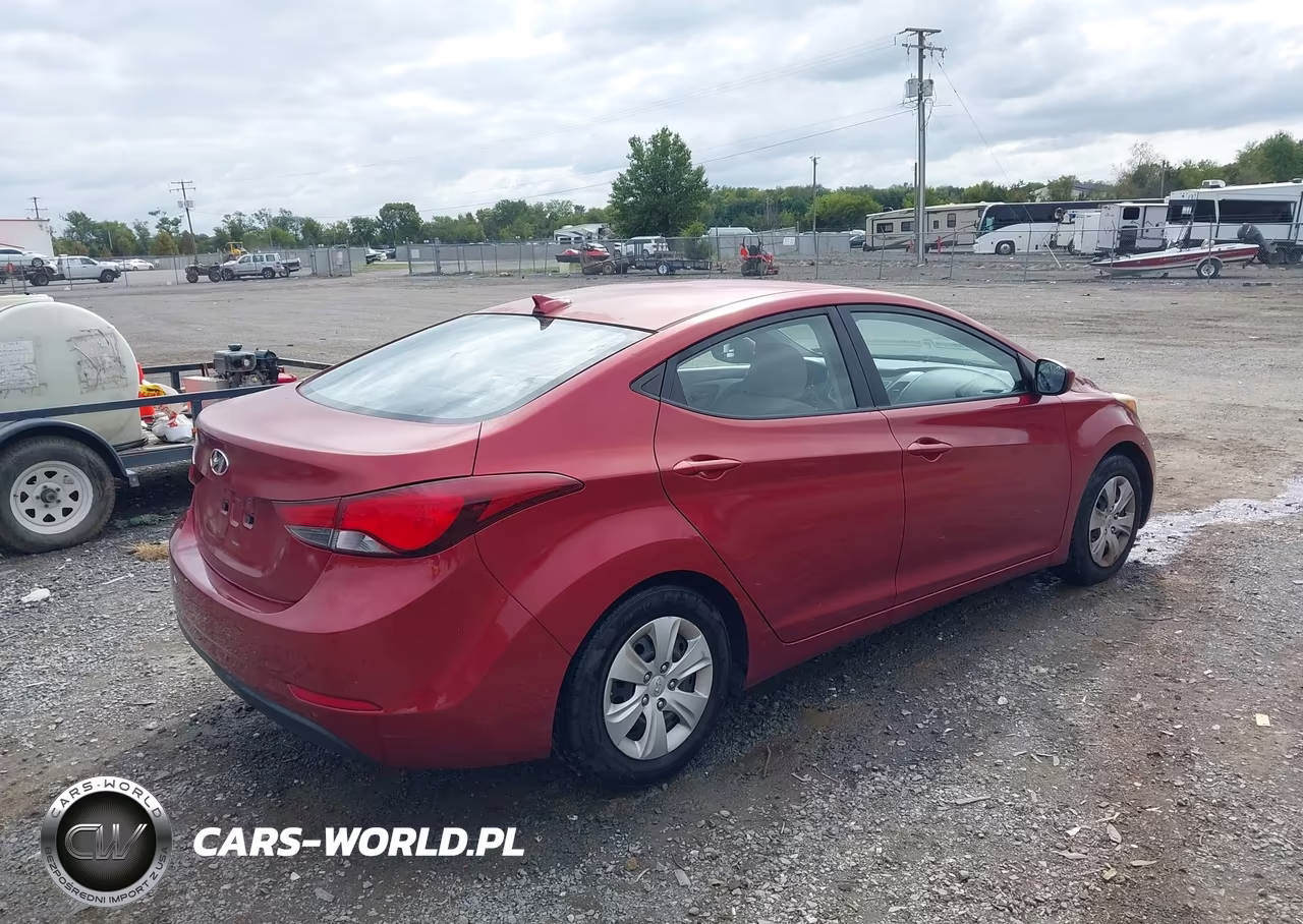 2016 Hyundai Elantra Se VIN:5NPDH4AE8GH774490 - 4