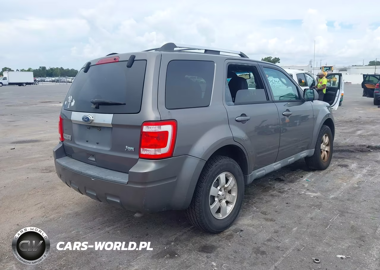 2010 Ford Escape Limited VIN:1FMCU9EG9AKC70969 - 4