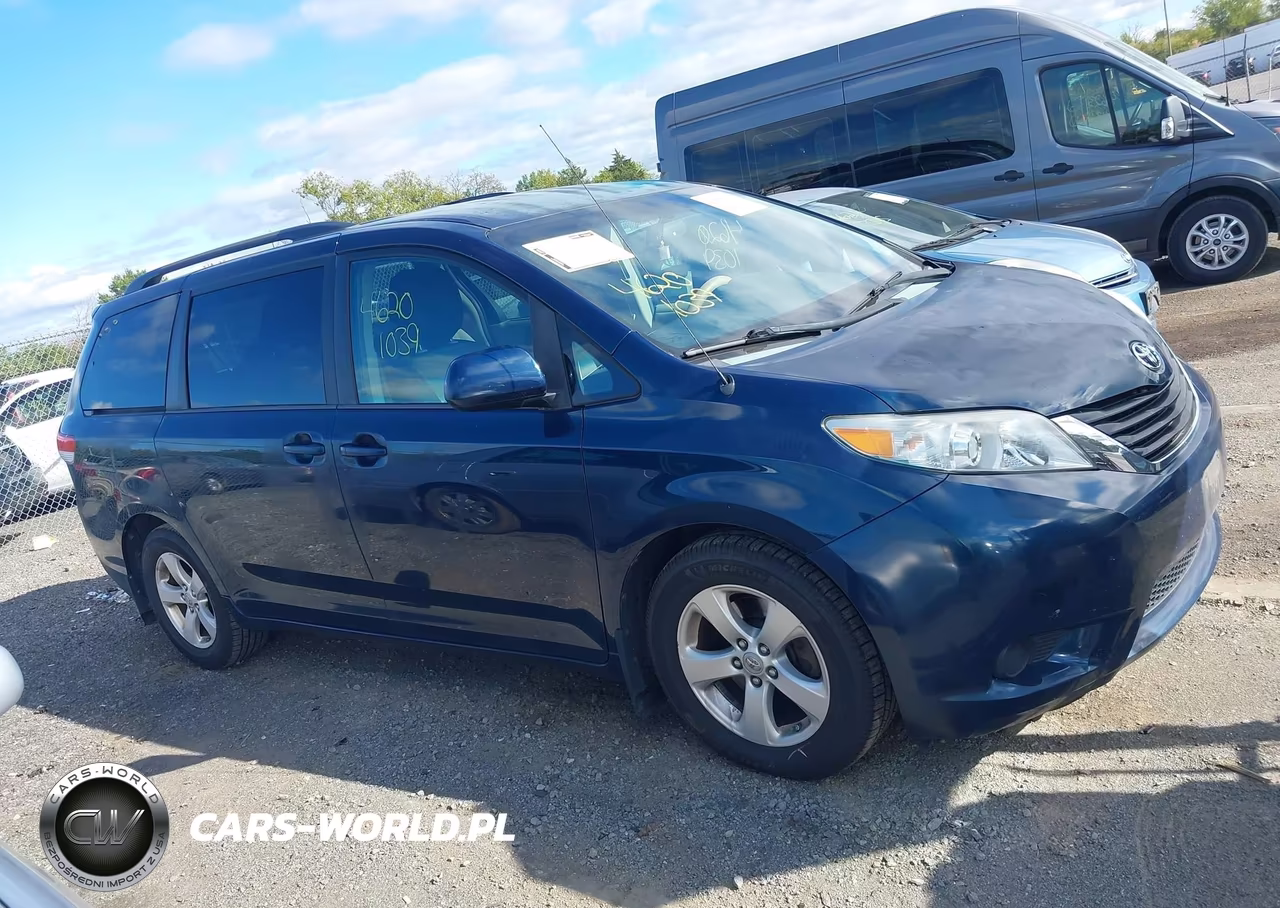 2012 Toyota Sienna Le V6 8 Passenger VIN:5TDKK3DC4CS256023 - 13