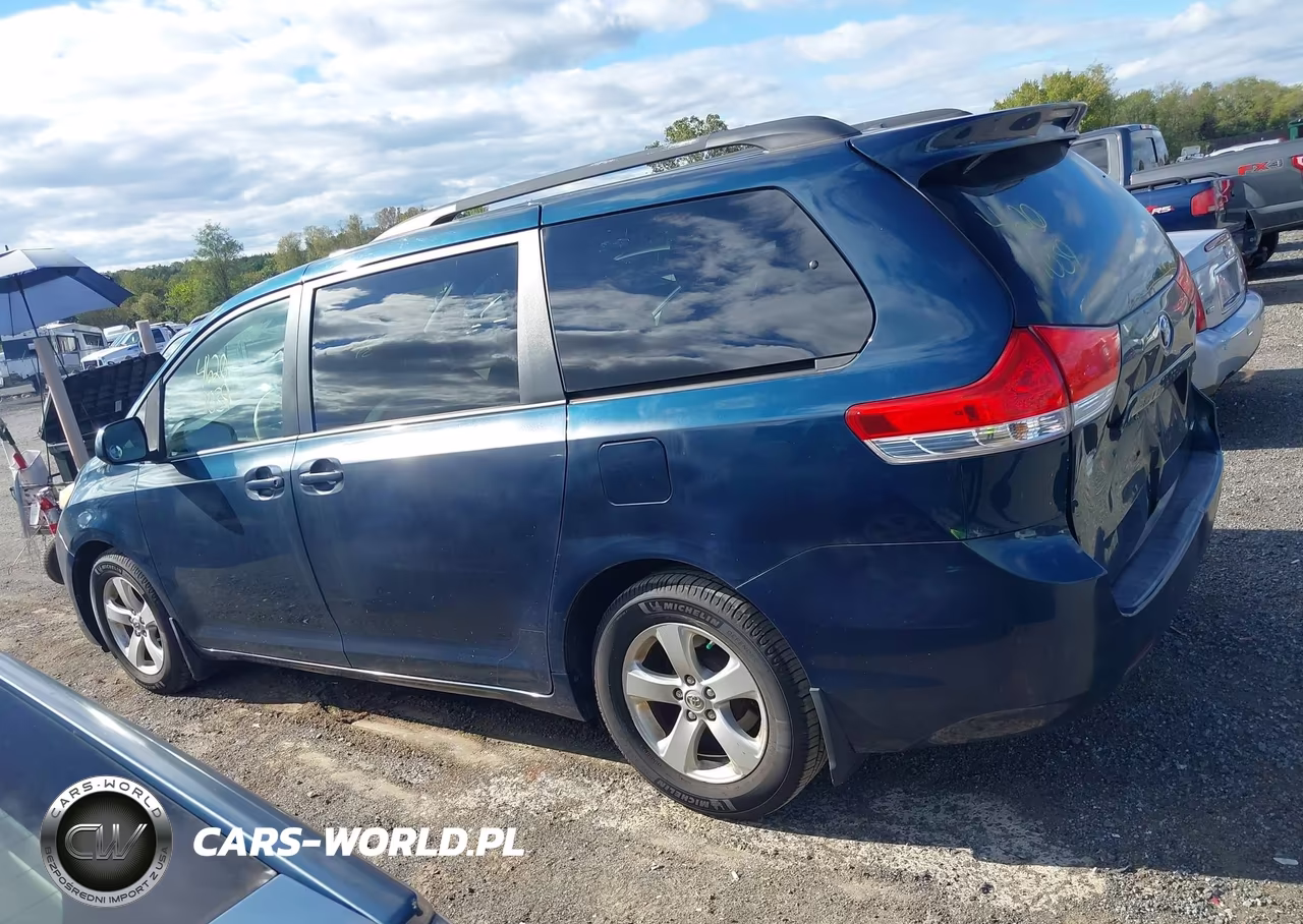 2012 Toyota Sienna Le V6 8 Passenger VIN:5TDKK3DC4CS256023 - 14