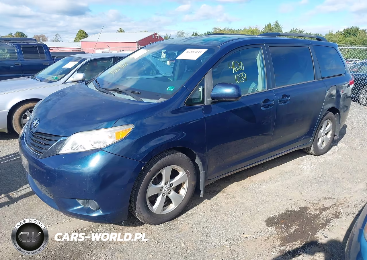 2012 Toyota Sienna Le V6 8 Passenger VIN:5TDKK3DC4CS256023 - 2