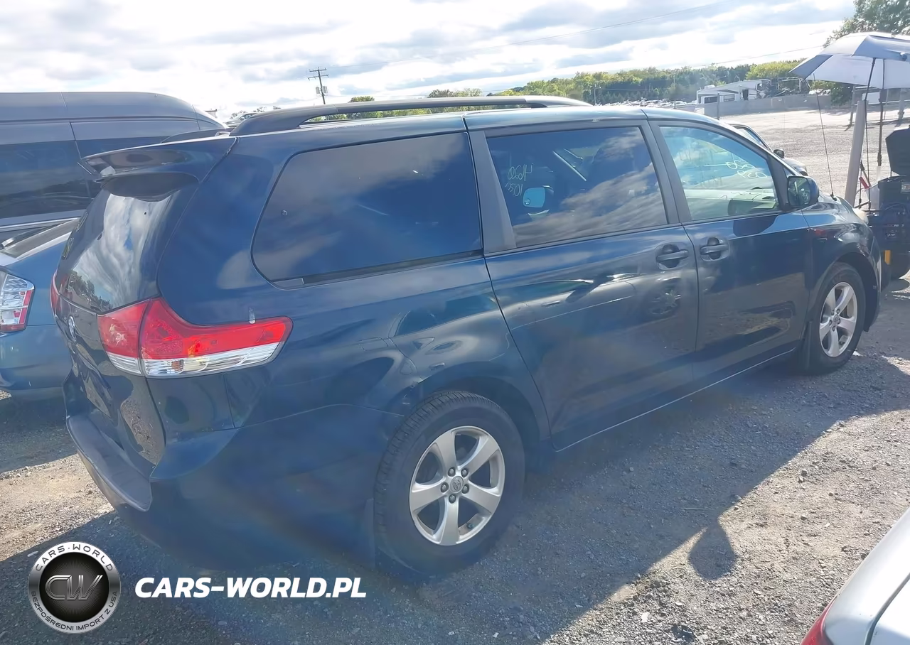 2012 Toyota Sienna Le V6 8 Passenger VIN:5TDKK3DC4CS256023 - 4