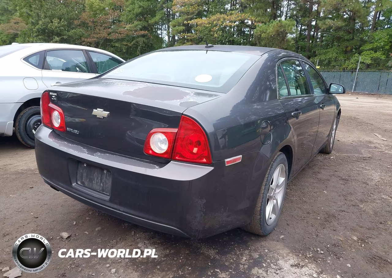 2011 Chevrolet Malibu Ls VIN:1G1ZB5E19BF111655 - 4