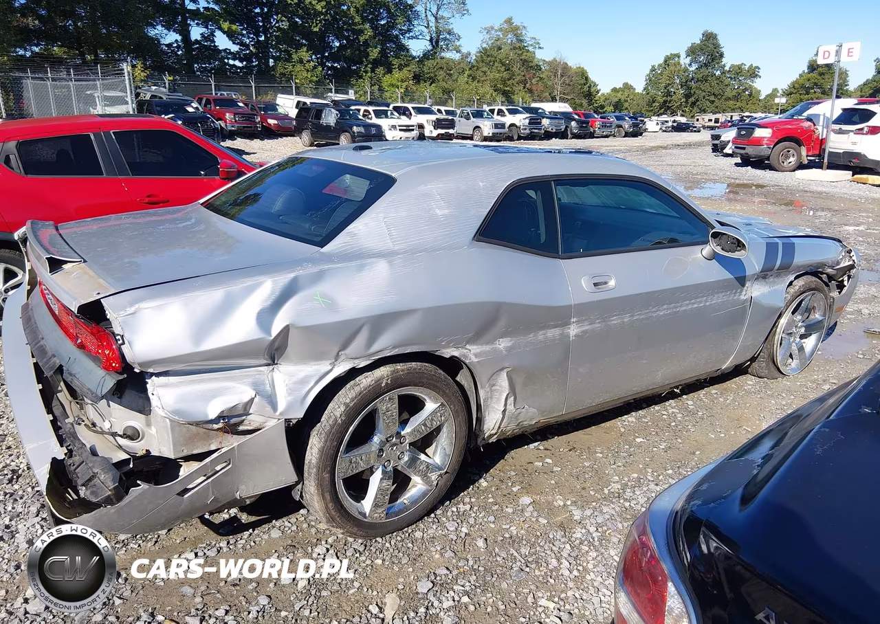 2009 Dodge Challenger R-T VIN:2B3LJ54T59H510981 - 13