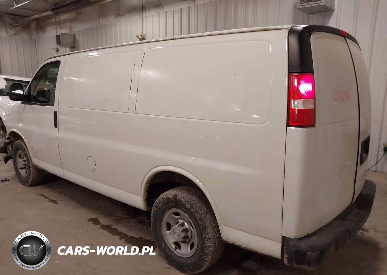 2017 Chevrolet Express 2500 Work Van VIN:1GCWGAFF7H1125848 - 3