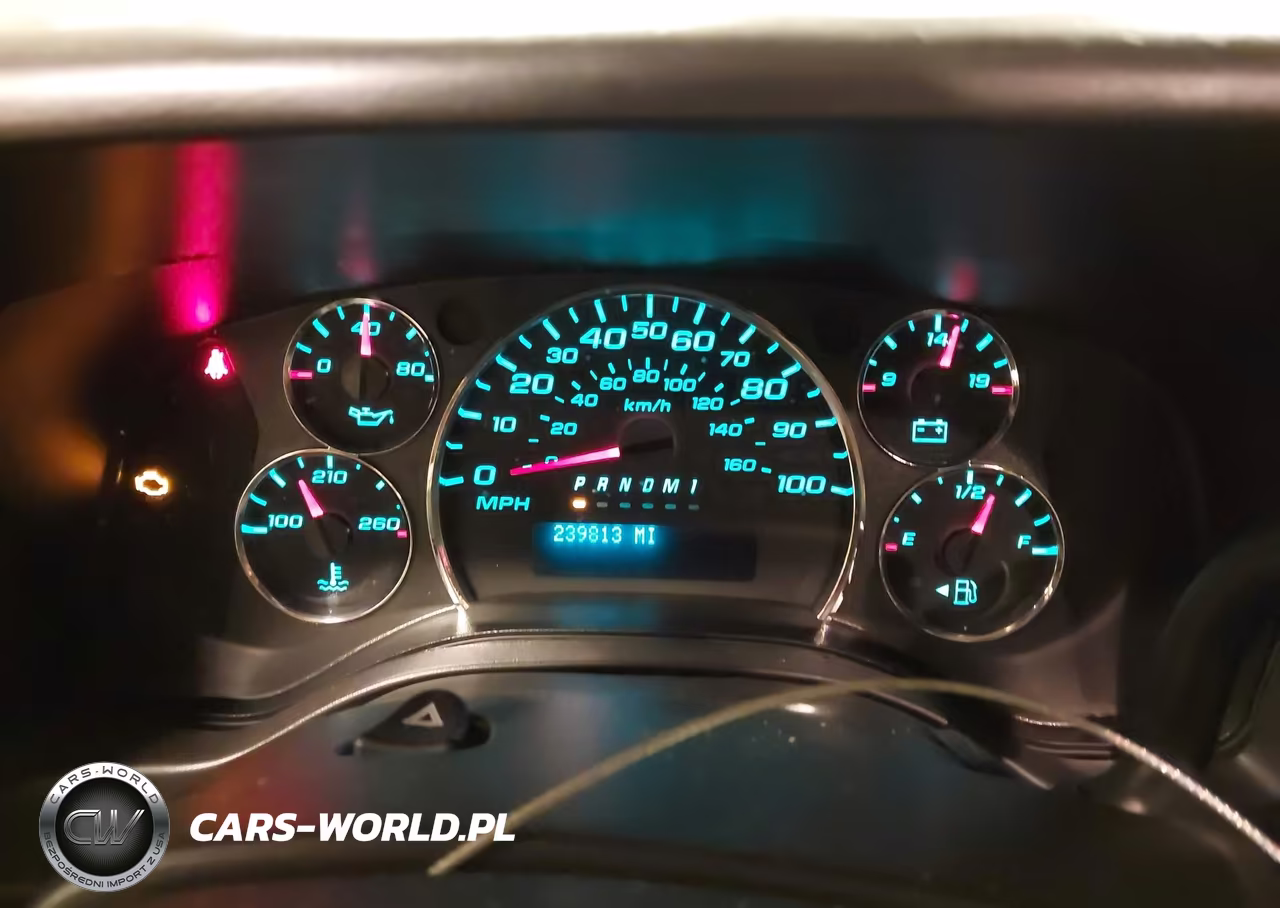 2017 Chevrolet Express 2500 Work Van VIN:1GCWGAFF7H1125848 - 7