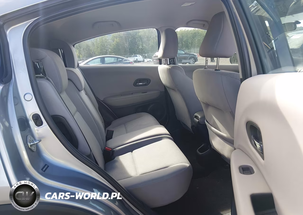 2018 Honda Hr-V Lx VIN:3CZRU6H35JG703176 - 8