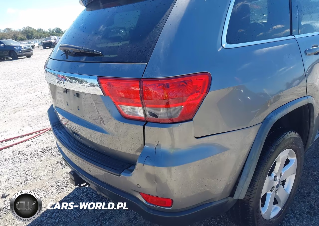 2012 Jeep Grand Cherokee Laredo VIN:1C4RJEAG2CC210339 - 12