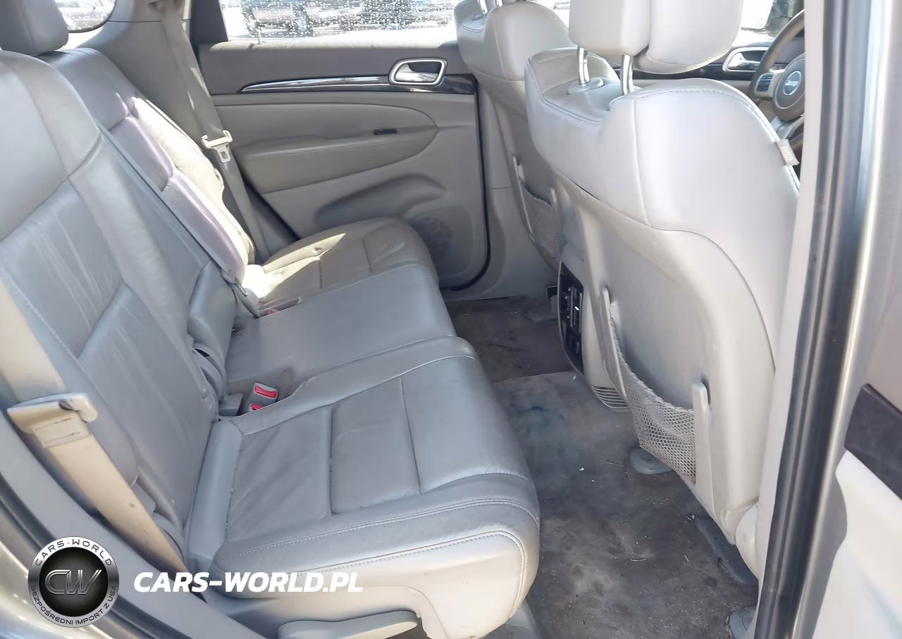 2012 Jeep Grand Cherokee Laredo VIN:1C4RJEAG2CC210339 - 8