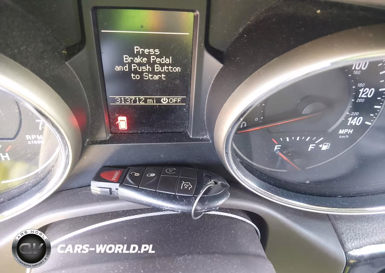 2011 Jeep Grand Cherokee Laredo VIN:1J4RS4GG3BC557315 - 11