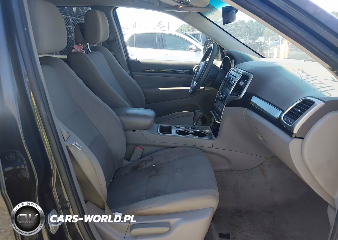 2011 Jeep Grand Cherokee Laredo VIN:1J4RS4GG3BC557315 - 5