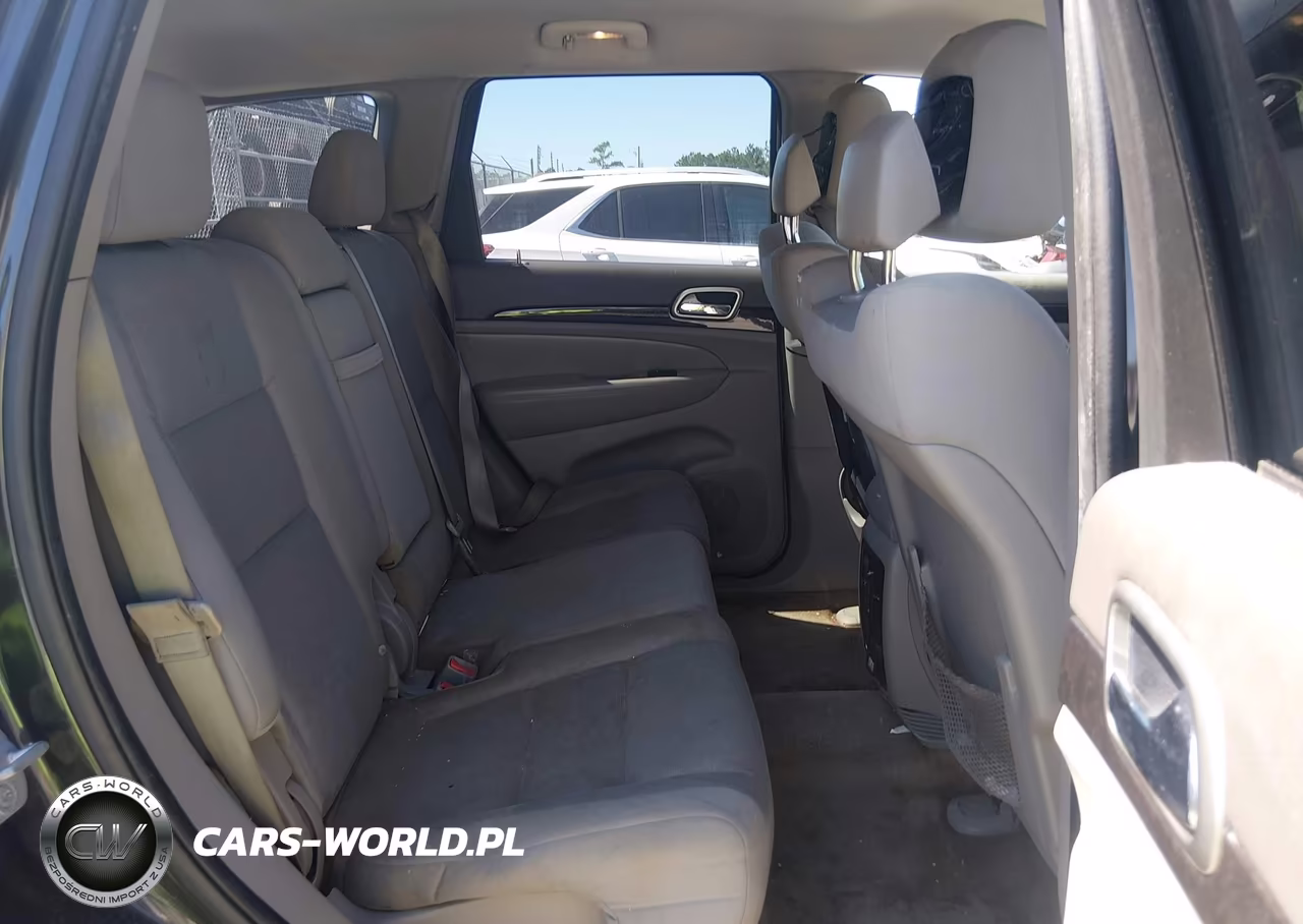 2011 Jeep Grand Cherokee Laredo VIN:1J4RS4GG3BC557315 - 8