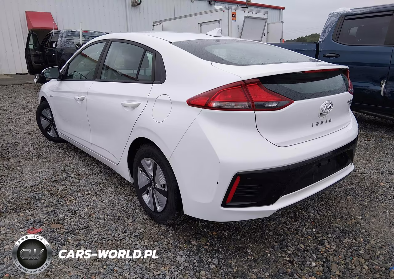 2018 Hyundai Ioniq Hybrid Blue VIN:KMHC65LC4JU075577 - 3