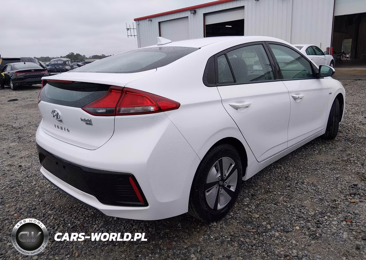 2018 Hyundai Ioniq Hybrid Blue VIN:KMHC65LC4JU075577 - 4