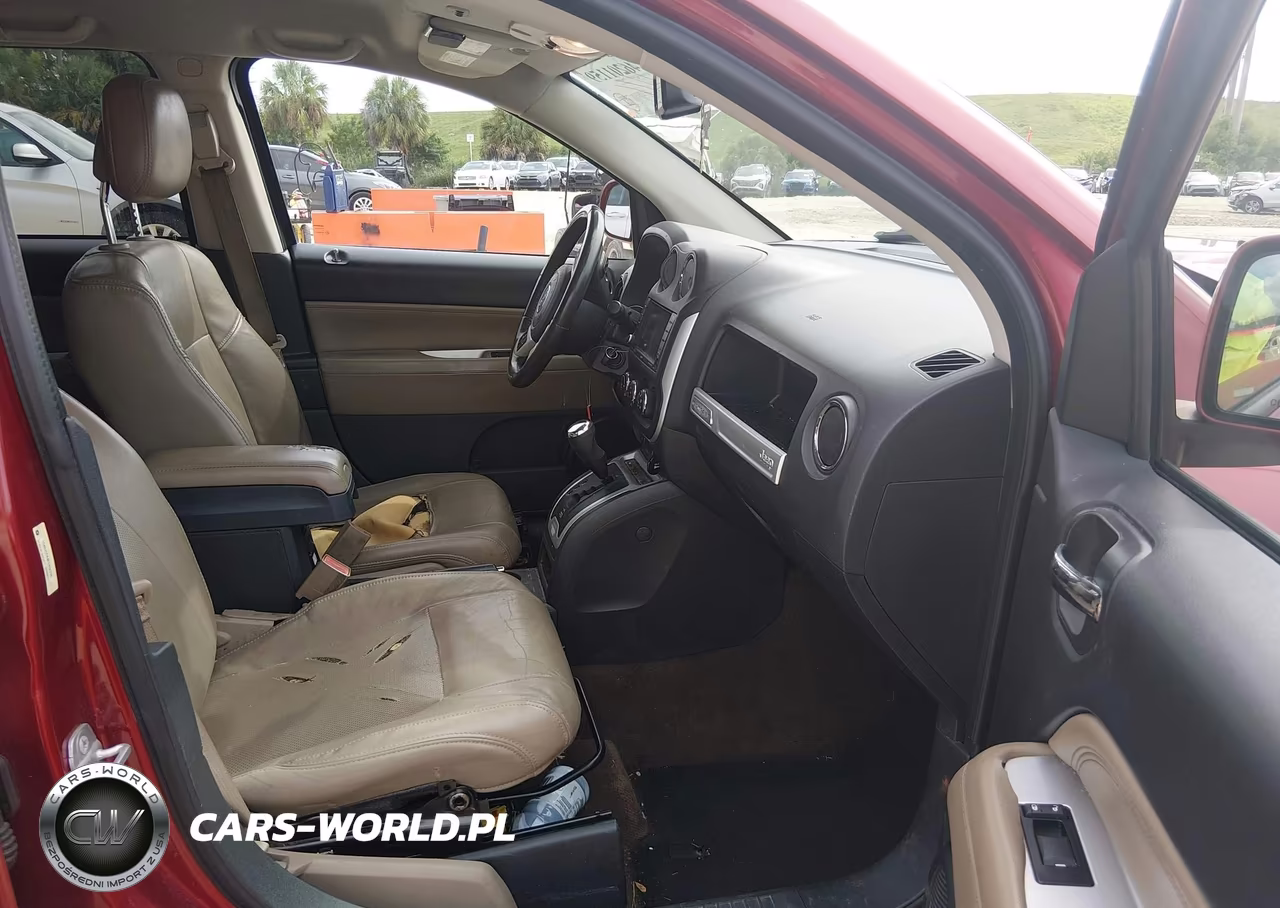 2014 Jeep Compass Limited VIN:1C4NJCCB4ED652590 - 5
