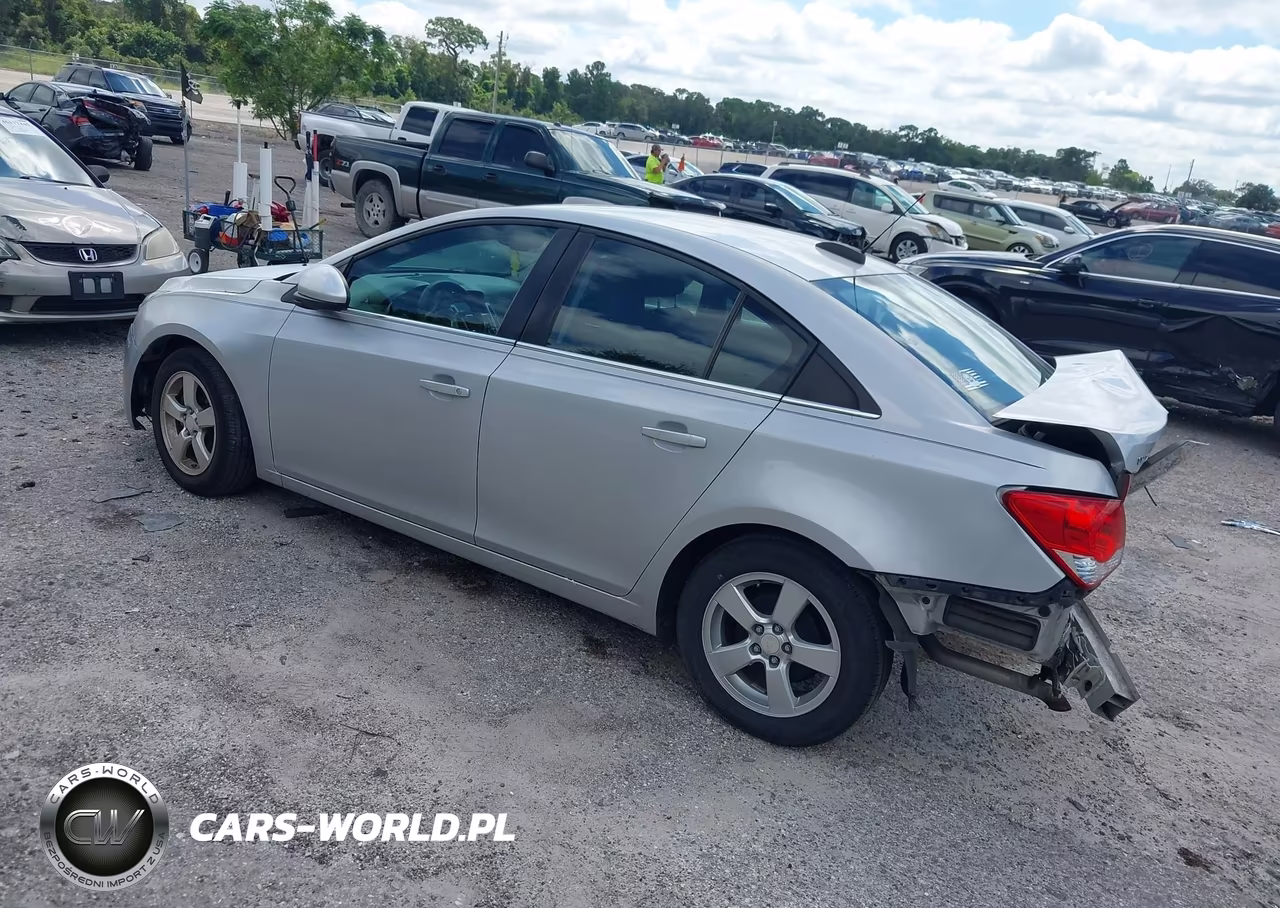 2015 Chevrolet Cruze 1Lt Auto VIN:1G1PC5SB2F7141601 - 3