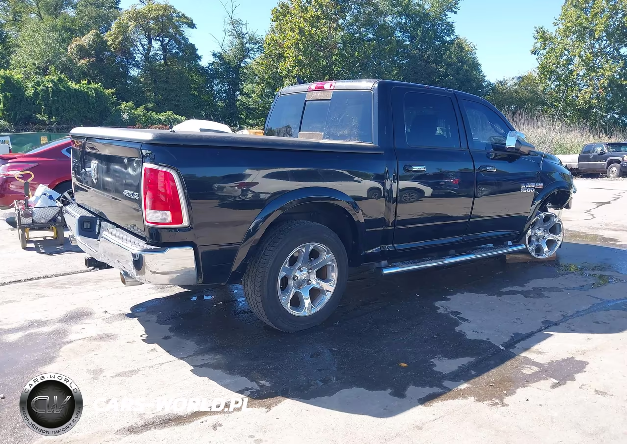 2013 Ram 1500 Laramie VIN:1C6RR7NT8DS559564 - 4